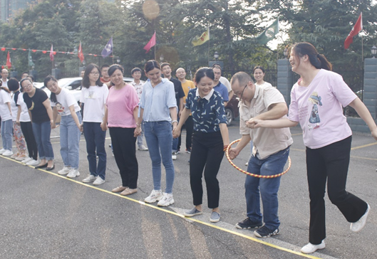 慶祖國(guó)華誕，展職工風(fēng)采